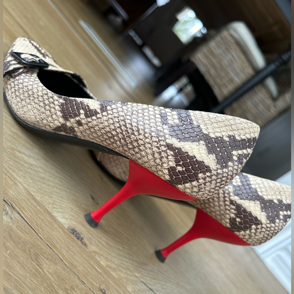 Giuseppe Zanotti Brown Snakeskin Heels with Red Sole - Picture 4 of 16